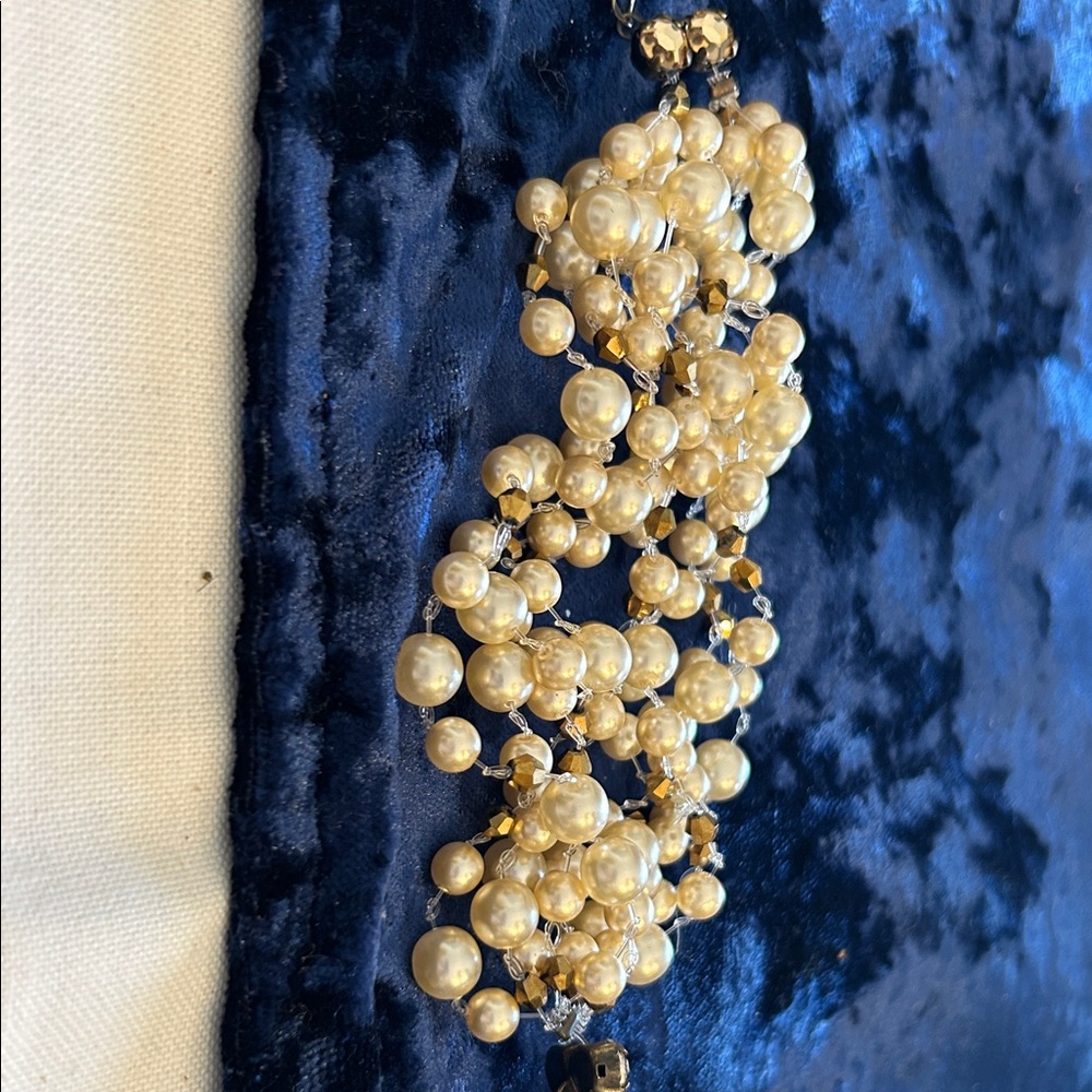 Cluster Pearl Statement Bracelet- Cream Beads